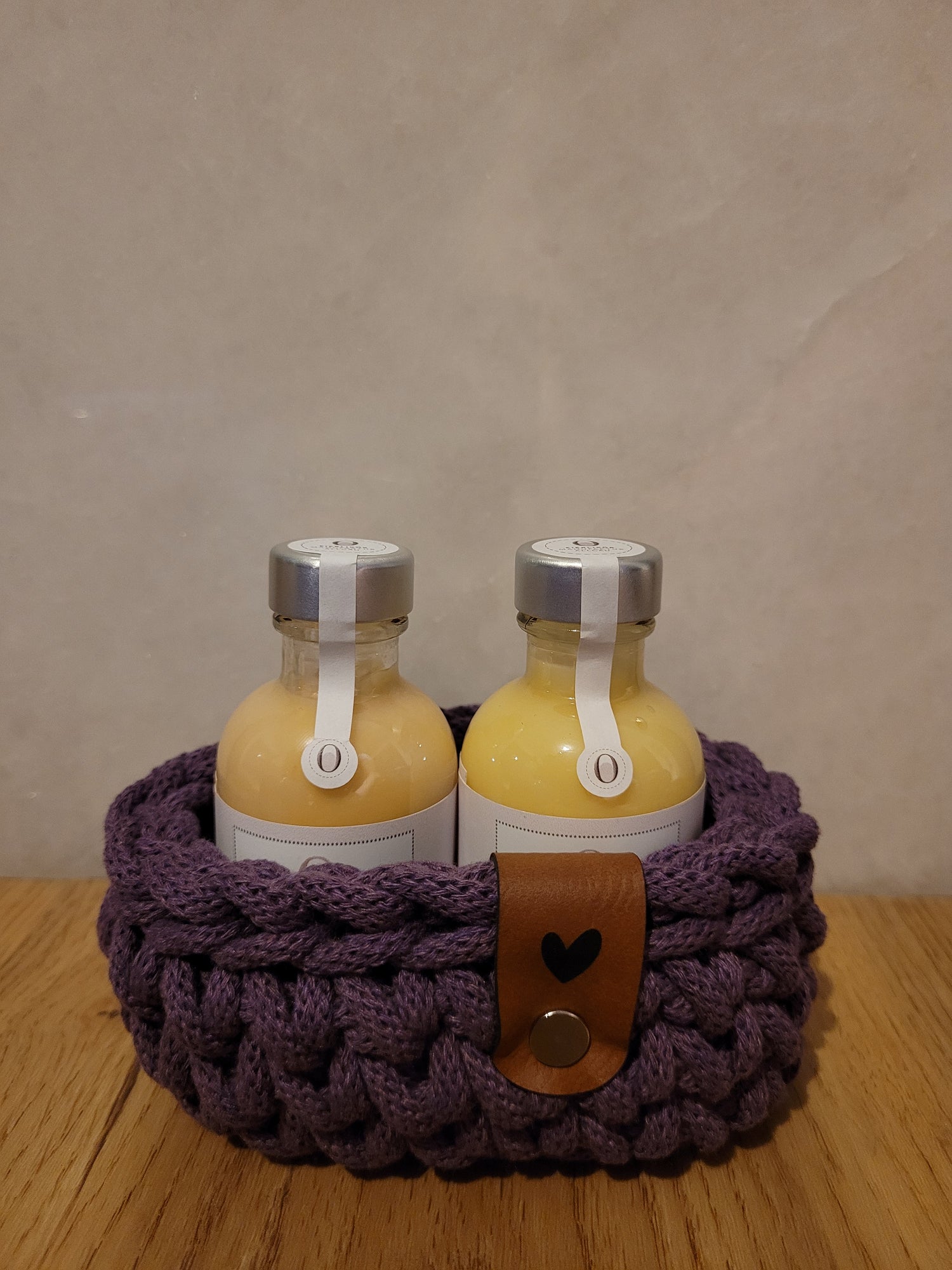 Häkelkörbchen in verschiedenen Farben inkl. 2x 50ml Fläschchen nach Wahl