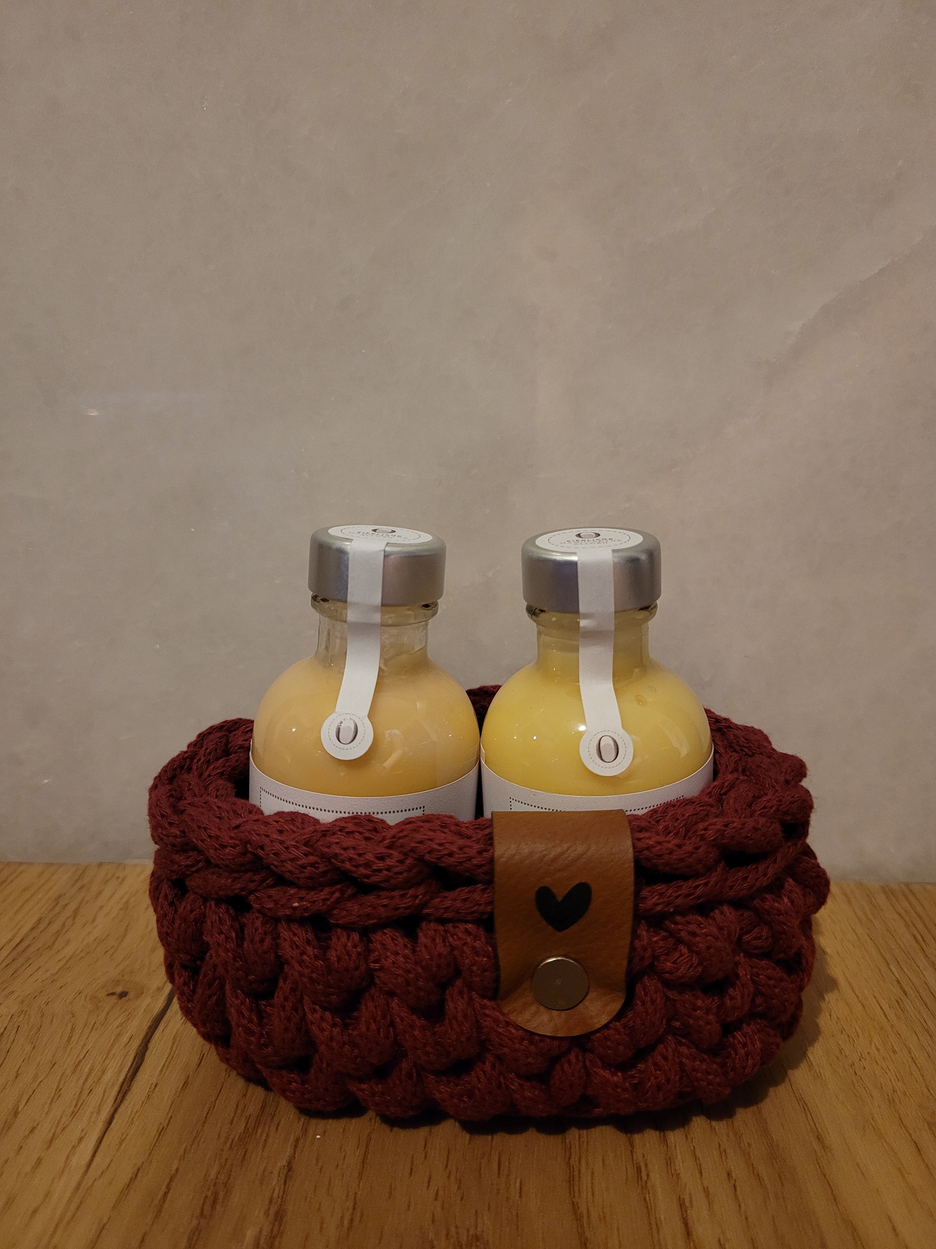 Häkelkörbchen in verschiedenen Farben inkl. 2x 50ml Fläschchen nach Wahl