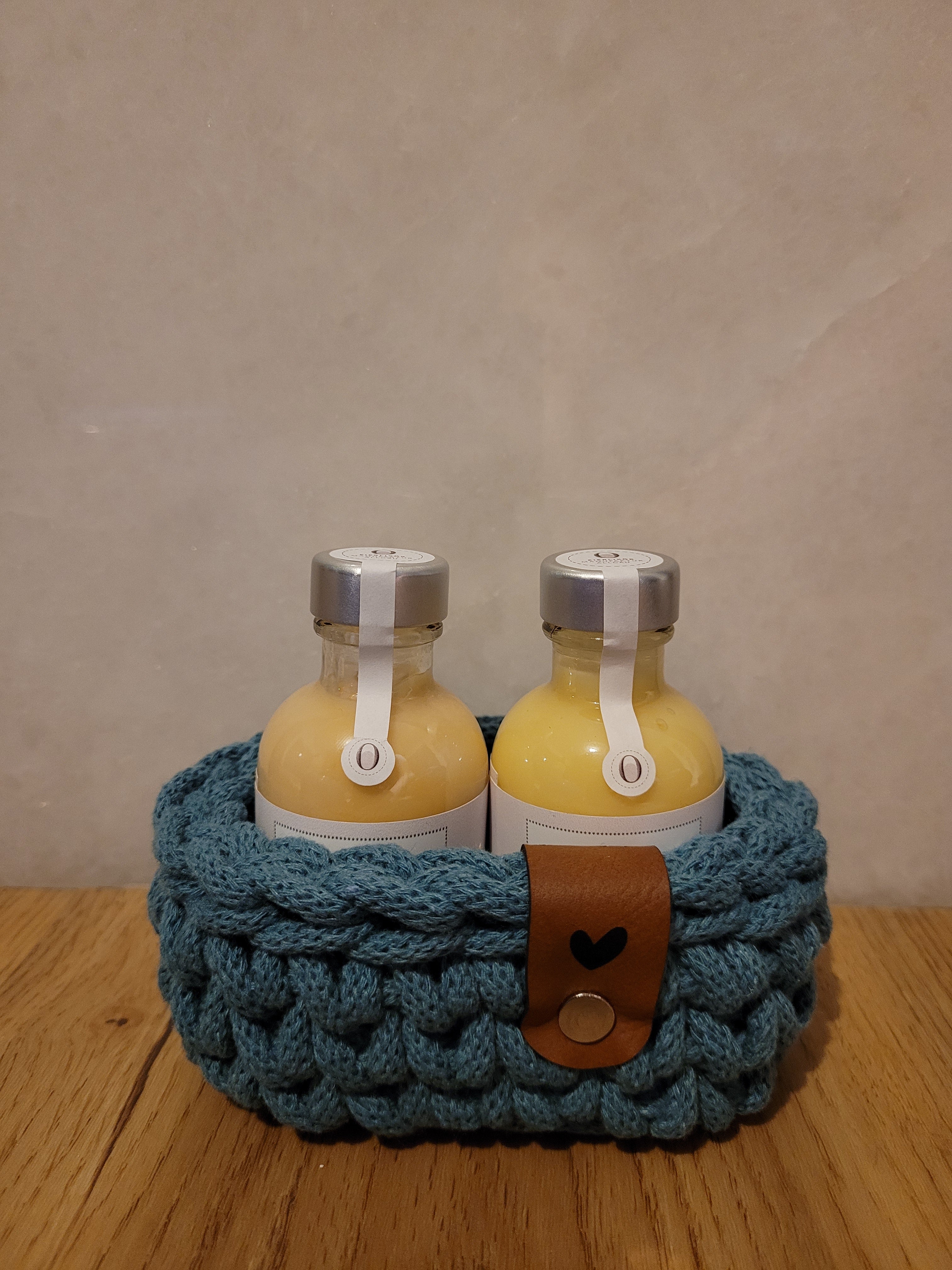 Häkelkörbchen in verschiedenen Farben inkl. 2x 50ml Fläschchen nach Wahl